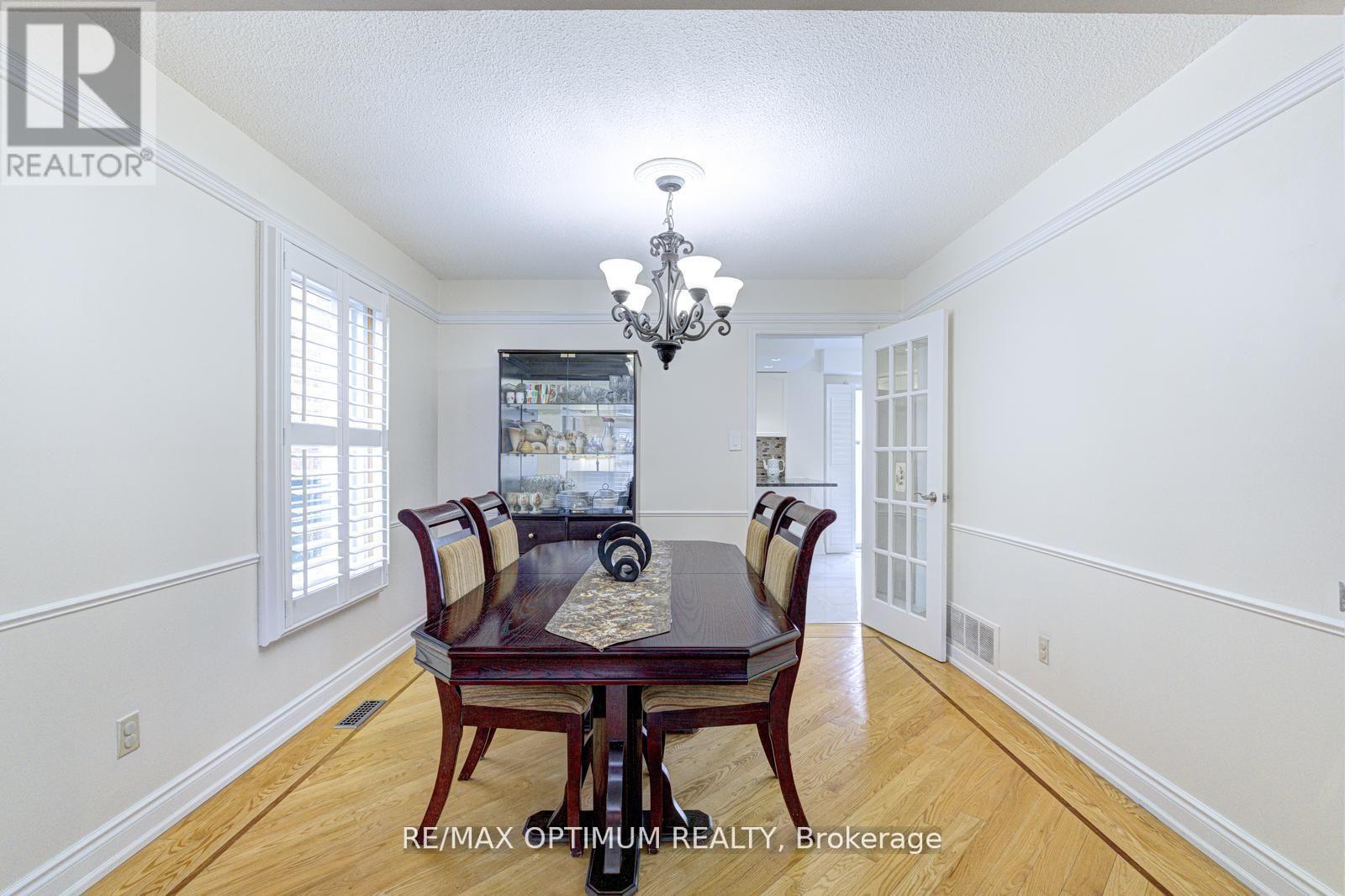 124 Philosopher's Trail, Brampton, Ontario L6S 5C8 - Photo 7 - W13556286