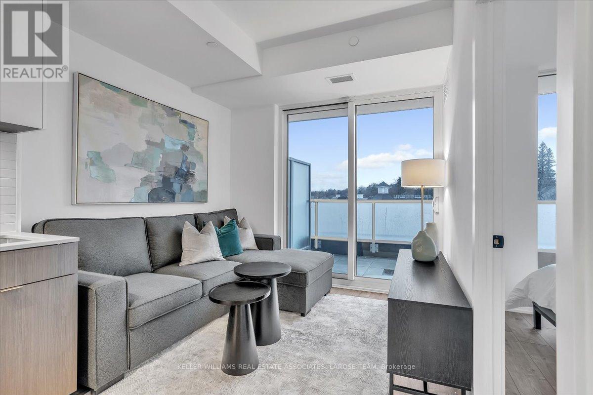 205 - 215 LAKESHORE ROAD W