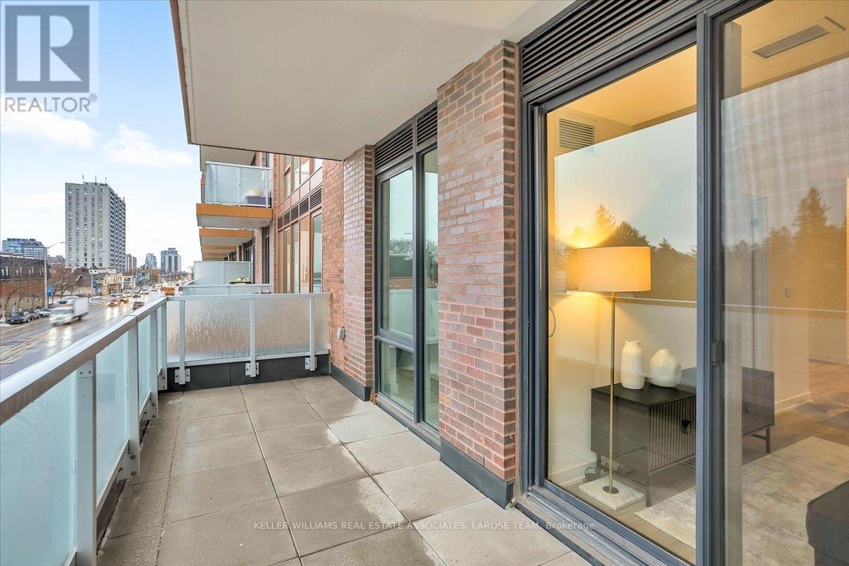 205 - 215 Lakeshore Road W, Mississauga, Ontario L5H 1G5 - Photo 23 - W13556316