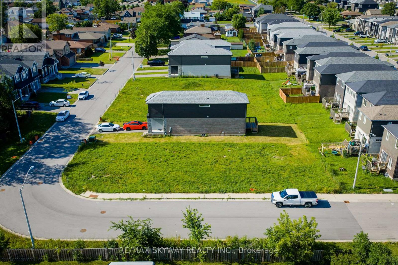 209 Iva Street, Welland, Ontario  L3C 3B9 - Photo 10 - X13556154