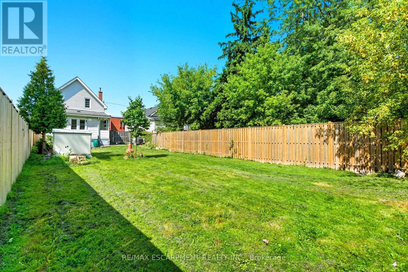 157 East 5th Street, Hamilton, Ontario  L9A 2Z7 - Photo 44 - X13556246