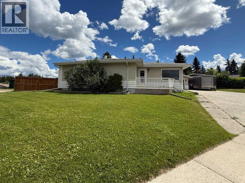 106 Sunwapta Drive, Hinton