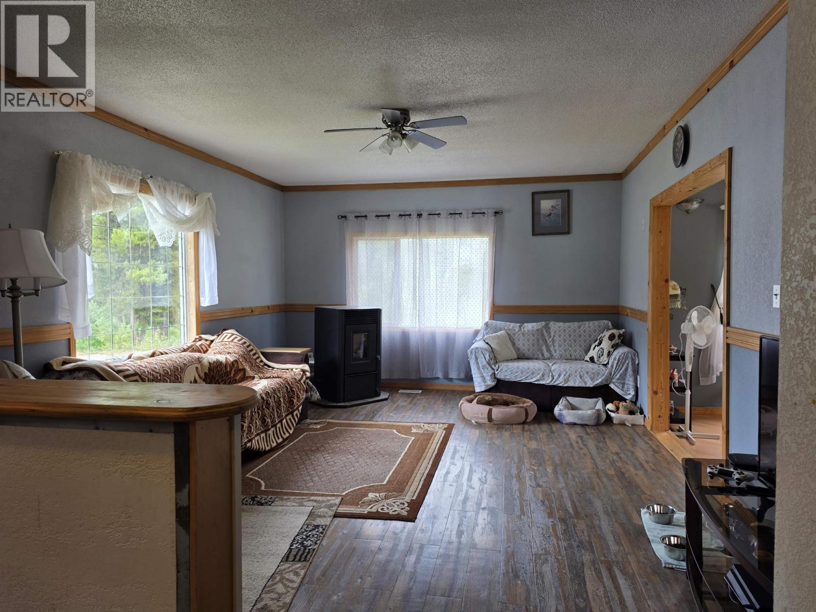 30146 Meanwhile Road, Topley, British Columbia  V0J 2Y0 - Photo 9 - R3145422