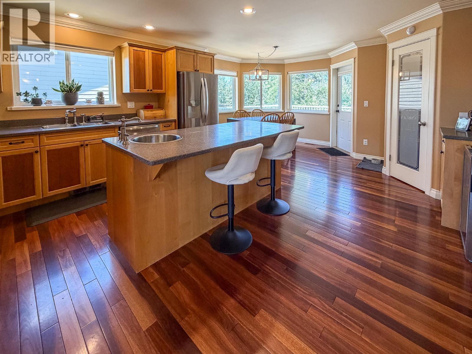 112 11th Street S, Cranbrook, British Columbia  V1C 6E7 - Photo 11 - 10394506