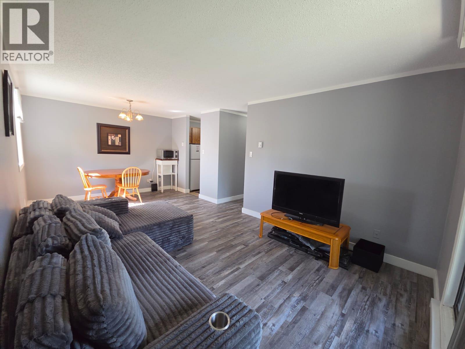 212 Spieker Avenue Unit# 205, Tumbler Ridge, British Columbia  V0C 2W0 - Photo 4 - 10376598