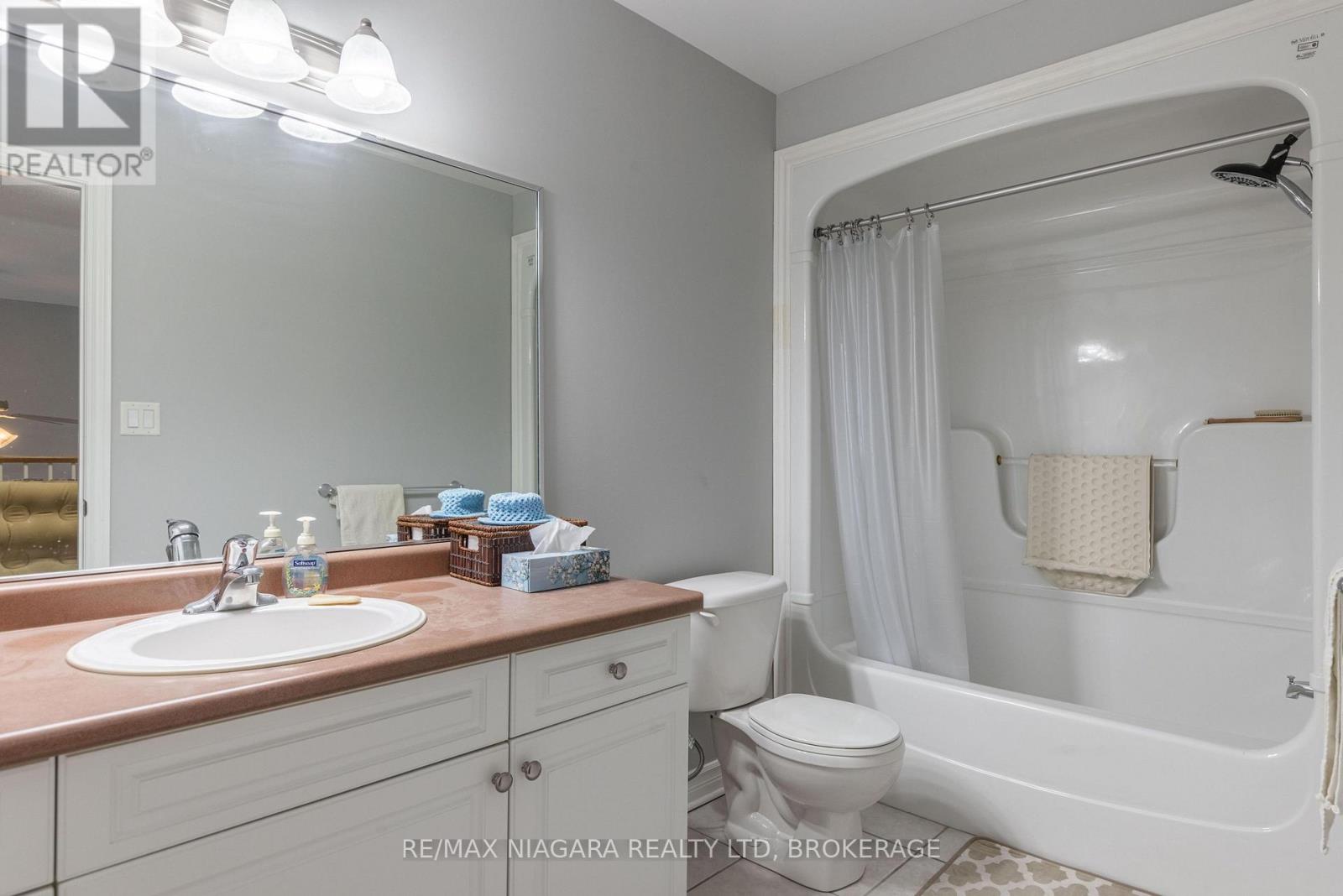 16 - 8142 Costabile Drive, Niagara Falls, Ontario  L2H 3M3 - Photo 17 - X13000876