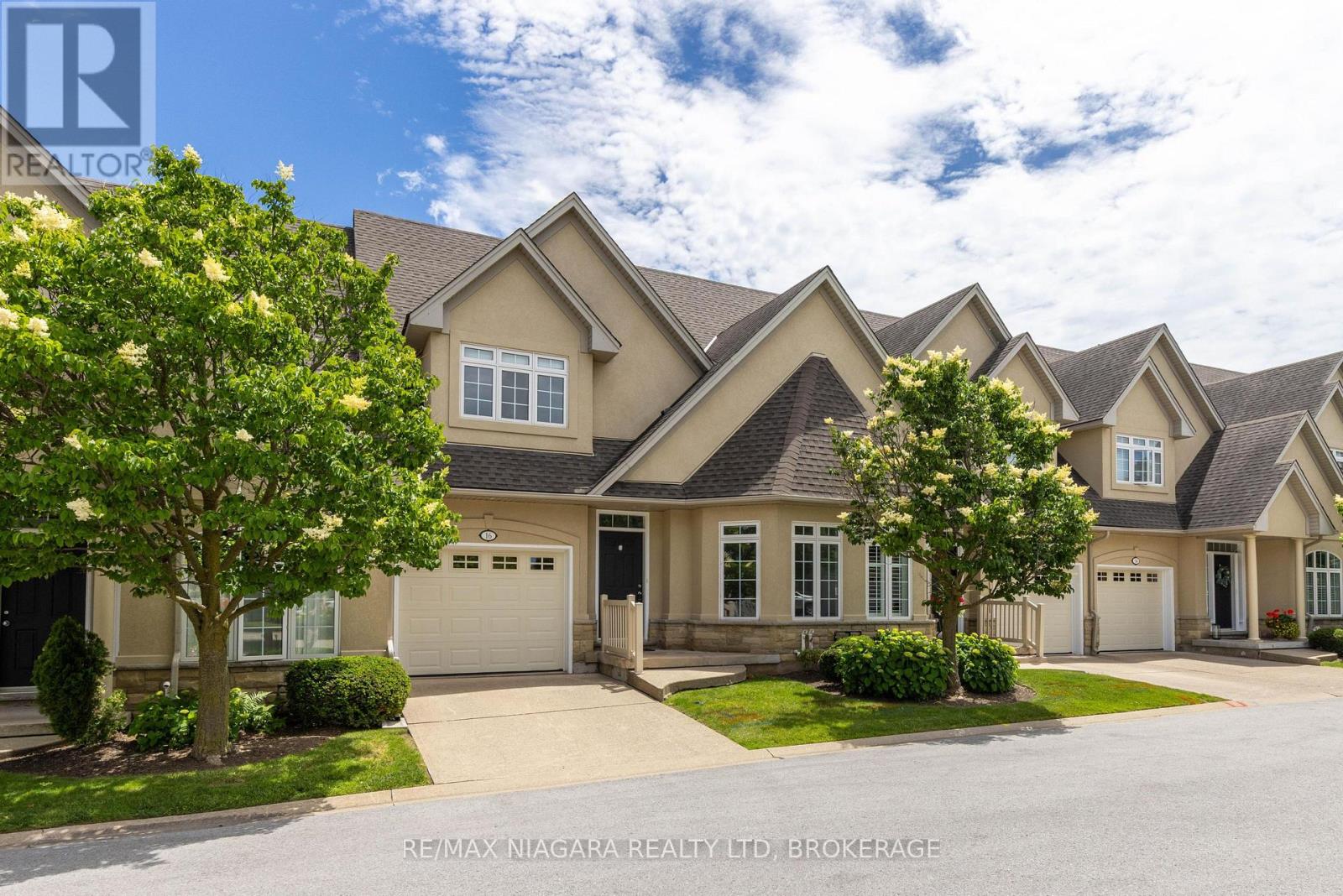 16 - 8142 COSTABILE DRIVE, Niagara Falls (Ascot)