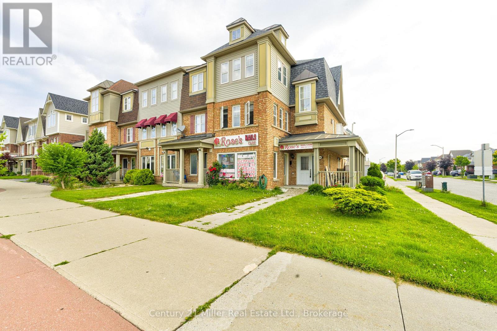 3105 Walker's Line, Burlington, Ontario  L7M 0E1 - Photo 2 - W13556404