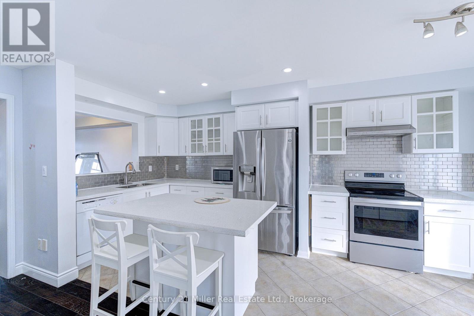 3105 Walker's Line, Burlington, Ontario  L7M 0E1 - Photo 4 - W13556404