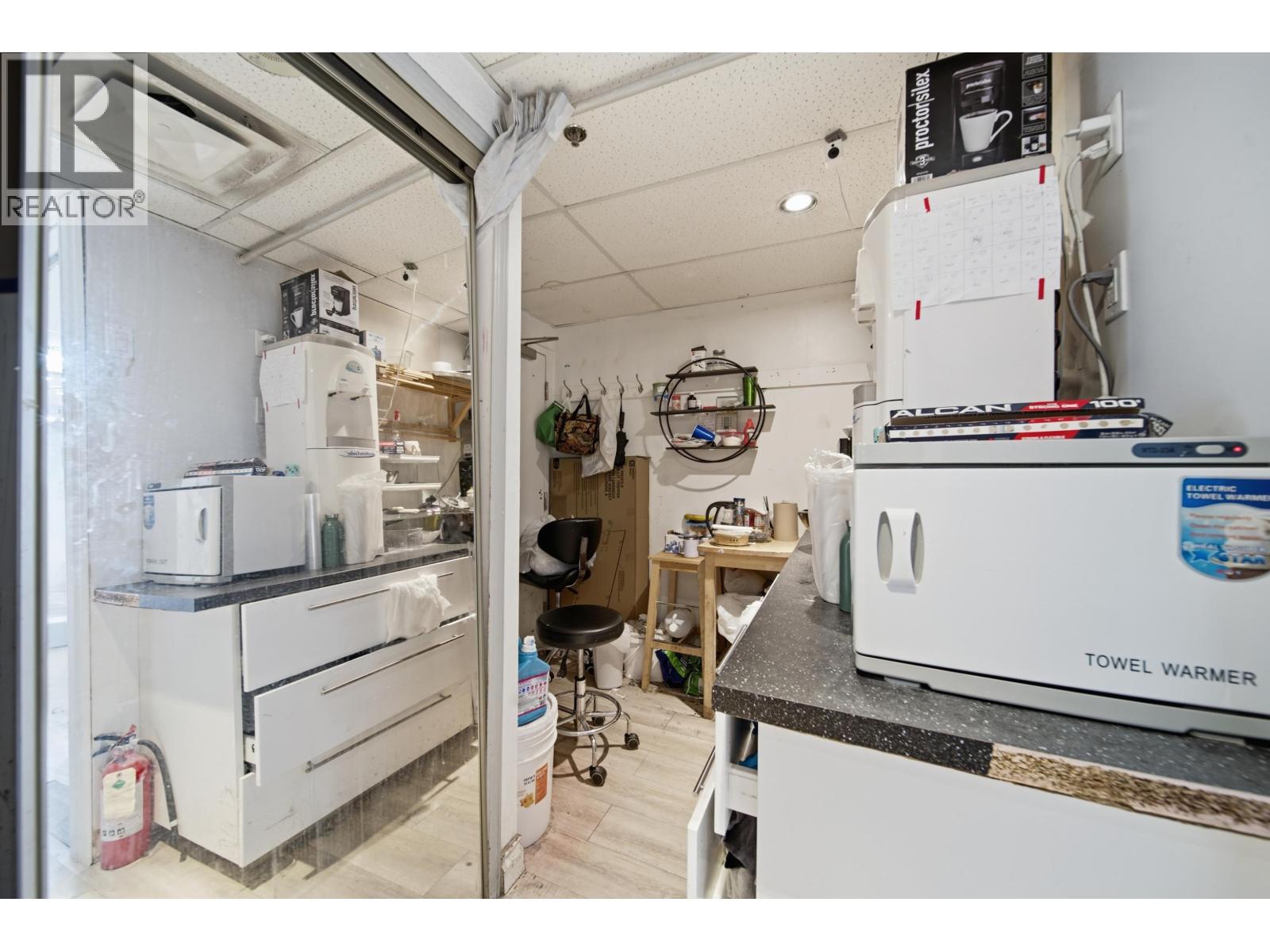 123 Confidential Street, Vancouver, British Columbia  V6B 2B2 - Photo 6 - C8080364