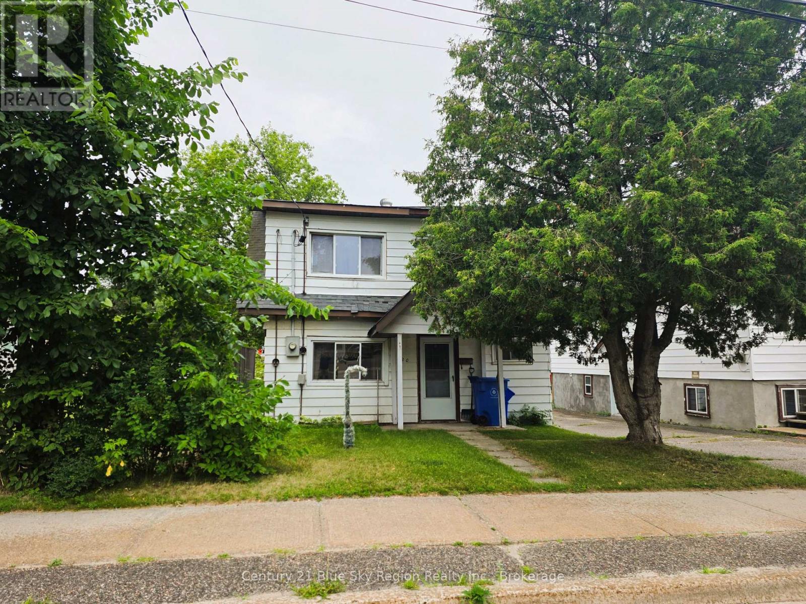220 Chippewa Street W, North Bay, Ontario  P1B 6G2 - Photo 2 - X13556368