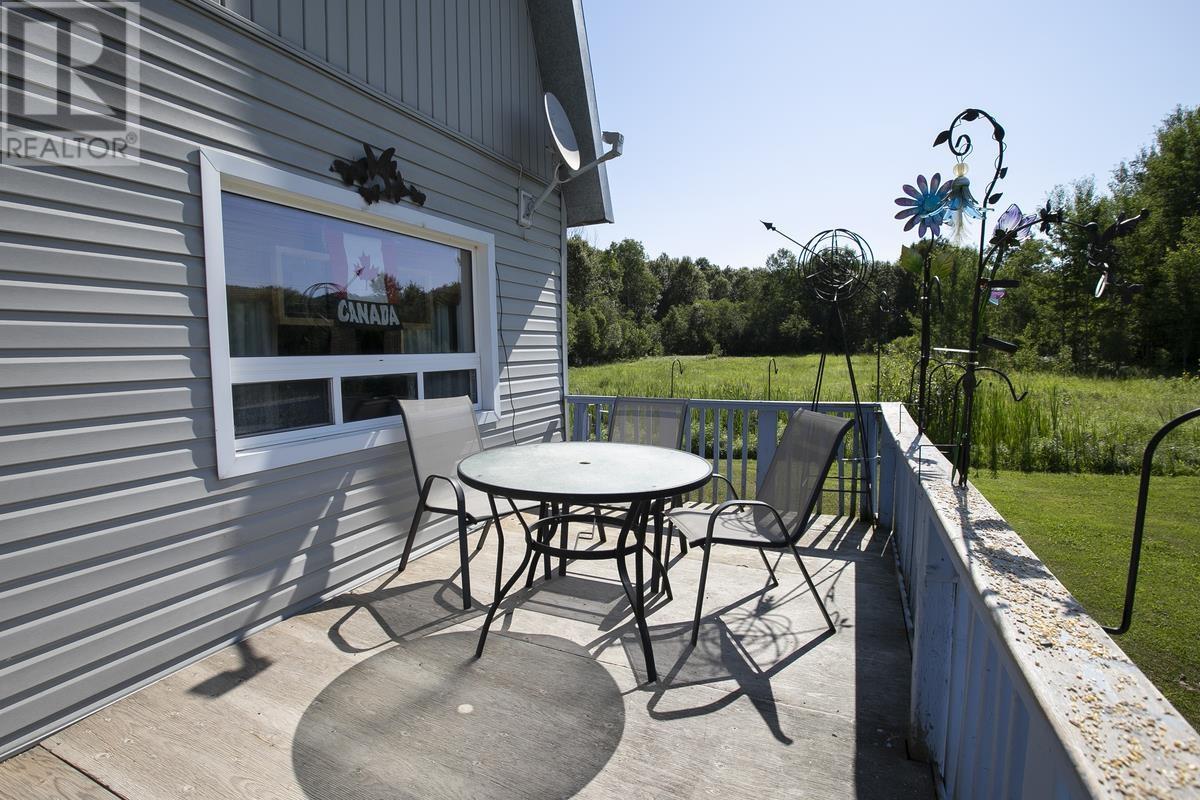 186 Iron River Rd, Echo Bay, Ontario  P0S 1C0 - Photo 8 - SM261767