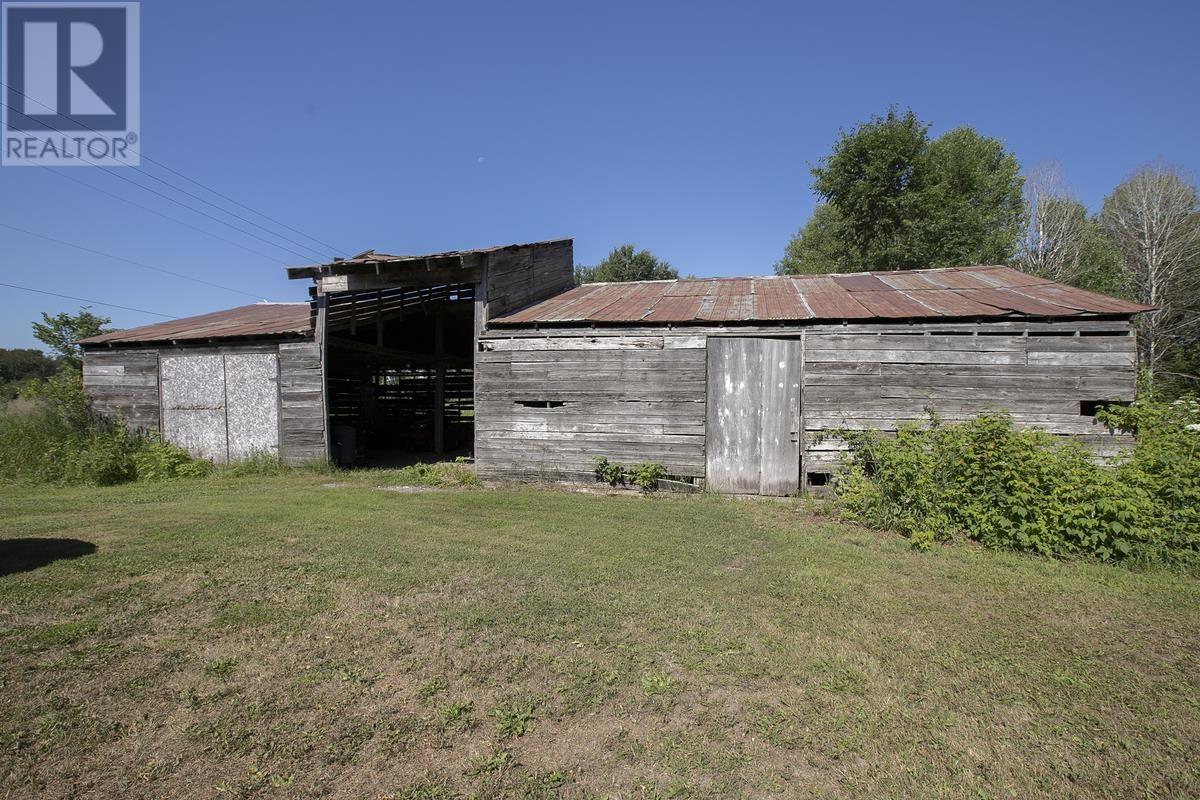 186 Iron River Rd, Echo Bay, Ontario  P0S 1C0 - Photo 4 - SM261767