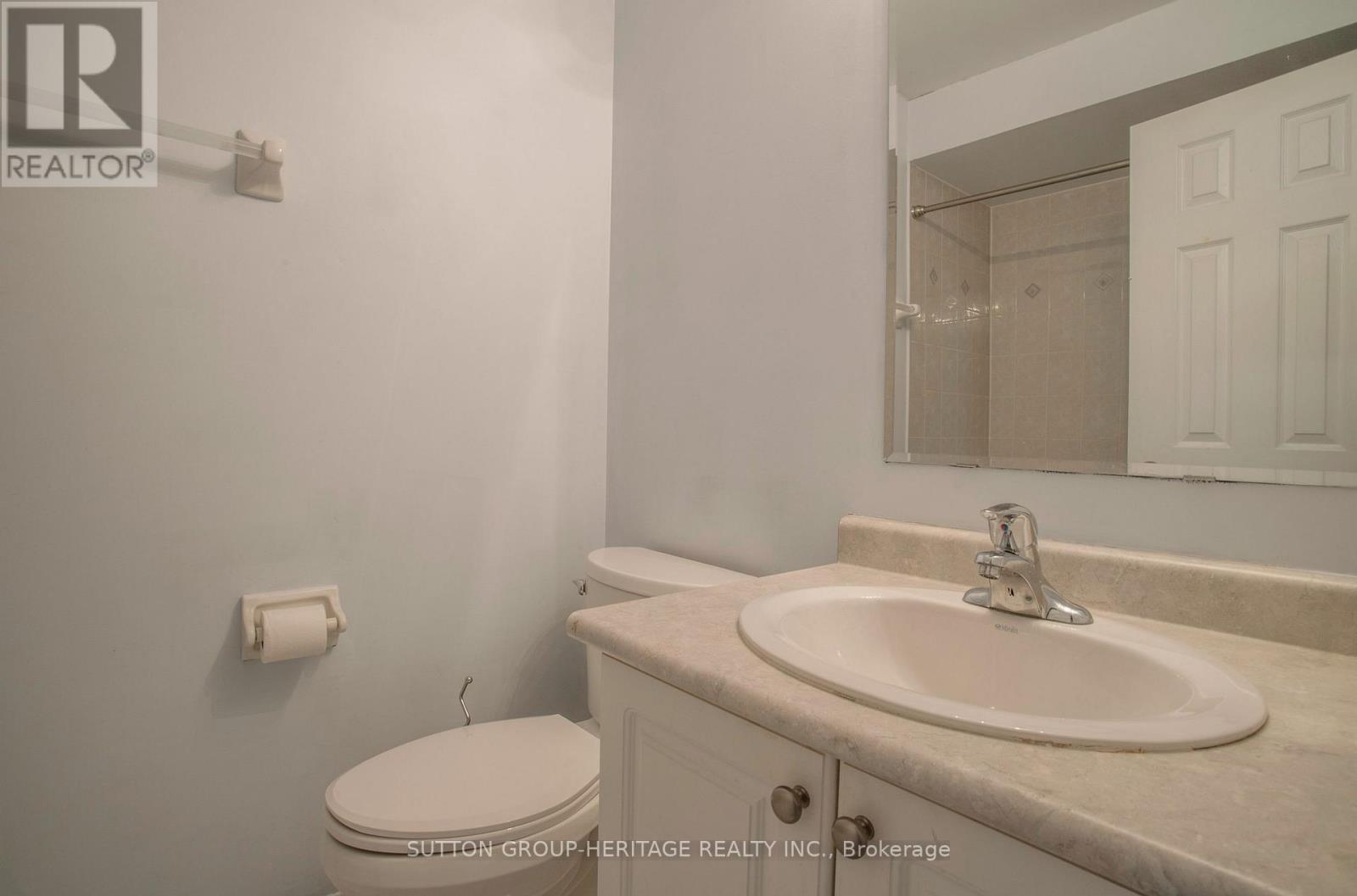 5 Davidson Street, Whitby, Ontario  L1P 1V9 - Photo 37 - E13555960