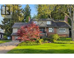 18 STONEGATE Drive, Hamilton, Ontario