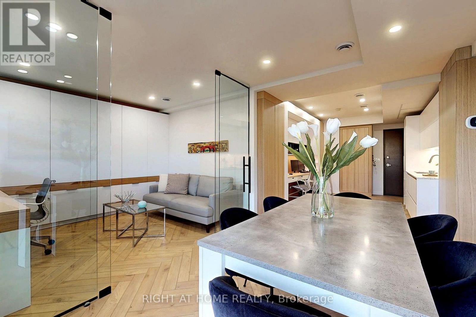 217 - 222 Finch Avenue W, Toronto, Ontario  M2R 1M6 - Photo 18 - C13556440