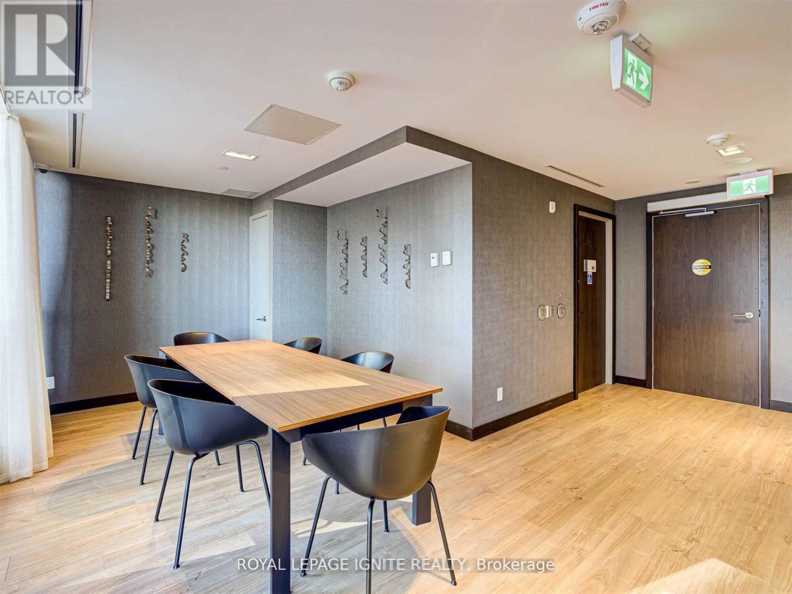 2612 - 2 Sonic Way, Toronto, Ontario  M3C 0P2 - Photo 15 - C13556472