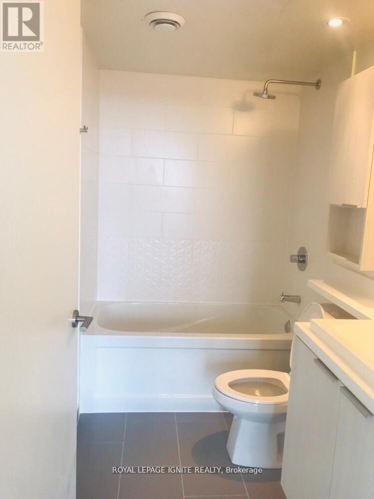 2612 - 2 Sonic Way, Toronto, Ontario  M3C 0P2 - Photo 9 - C13556472