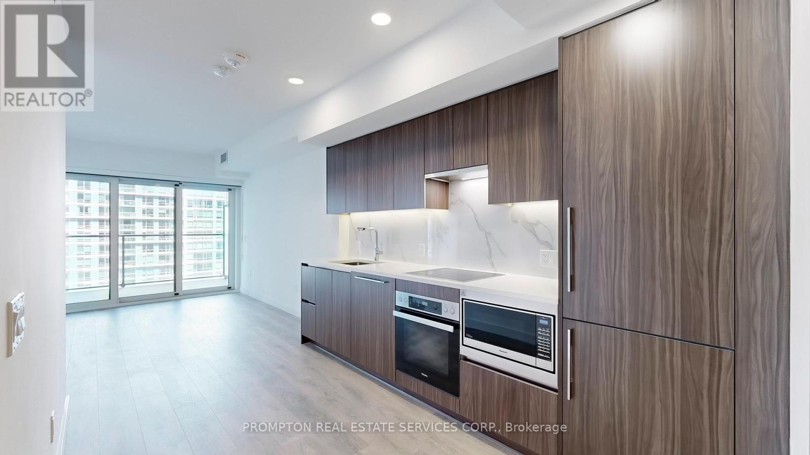 2606 - 3 Concord Cityplace Way, Toronto, Ontario  M5V 0X4 - Photo 2 - C13556530
