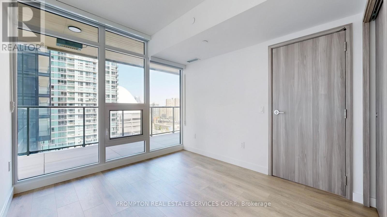 2606 - 3 Concord Cityplace Way, Toronto, Ontario  M5V 0X4 - Photo 7 - C13556530