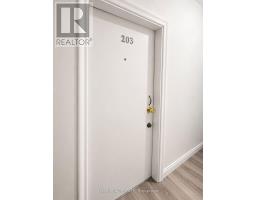 2967 ST. CLAIR AVENUE E, Toronto, Ontario