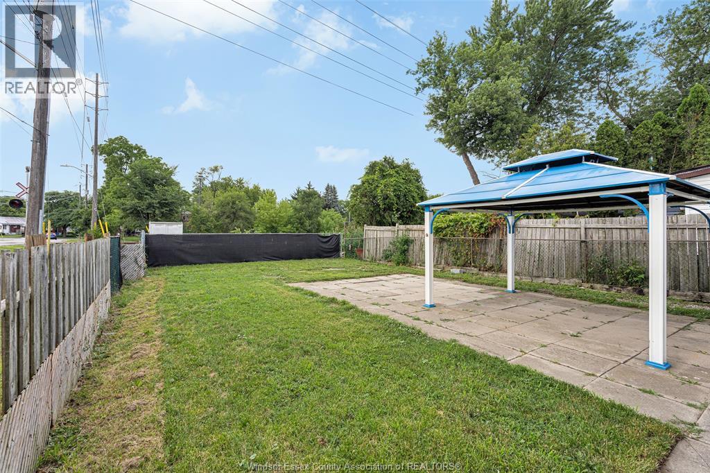 3298 College, Windsor, Ontario  N9C 1S6 - Photo 21 - 26016752