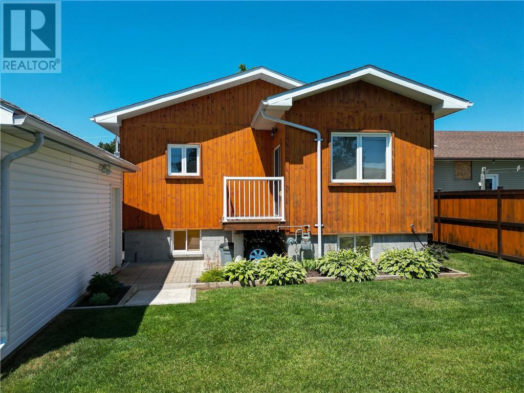 461 Annette Street, Espanola, Ontario  P5E 1K4 - Photo 6 - 2129183