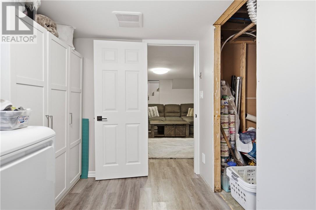 24 Laren Street, Wahnapitae, Ontario  P0M 3C0 - Photo 37 - 2129161