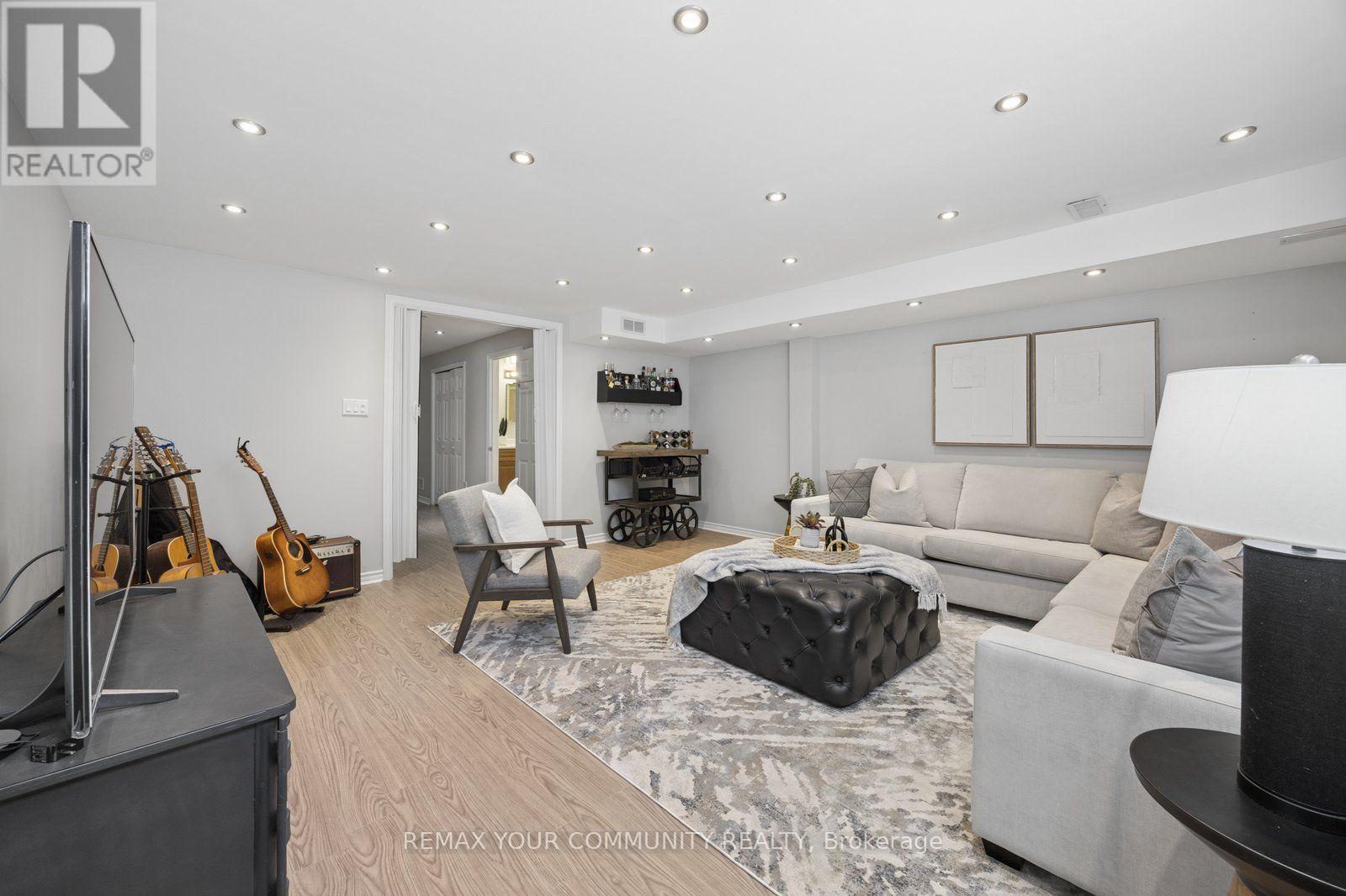 21 Warbler Avenue, Vaughan, Ontario  L6A 0X5 - Photo 23 - N13556490