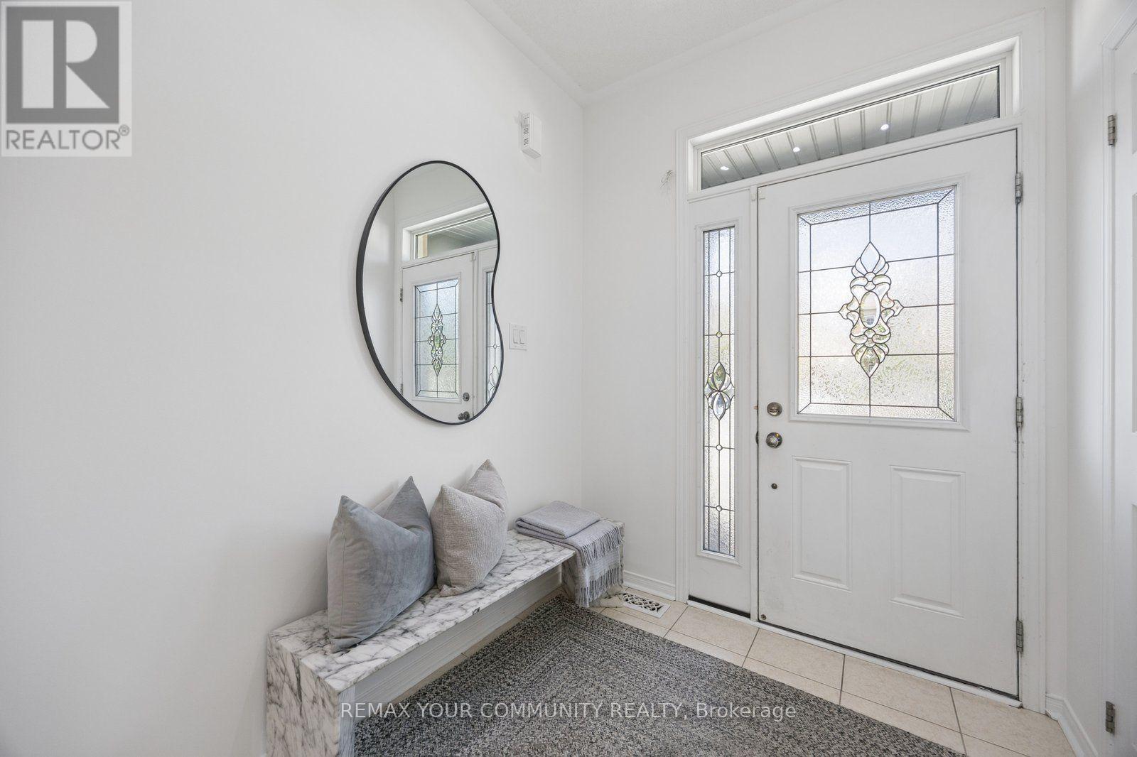 21 Warbler Avenue, Vaughan, Ontario  L6A 0X5 - Photo 4 - N13556490