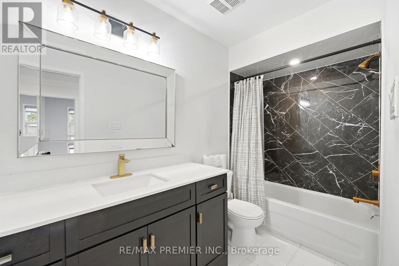 21 Avon Crescent, Vaughan, Ontario  L4L 1H4 - Photo 23 - N13556428