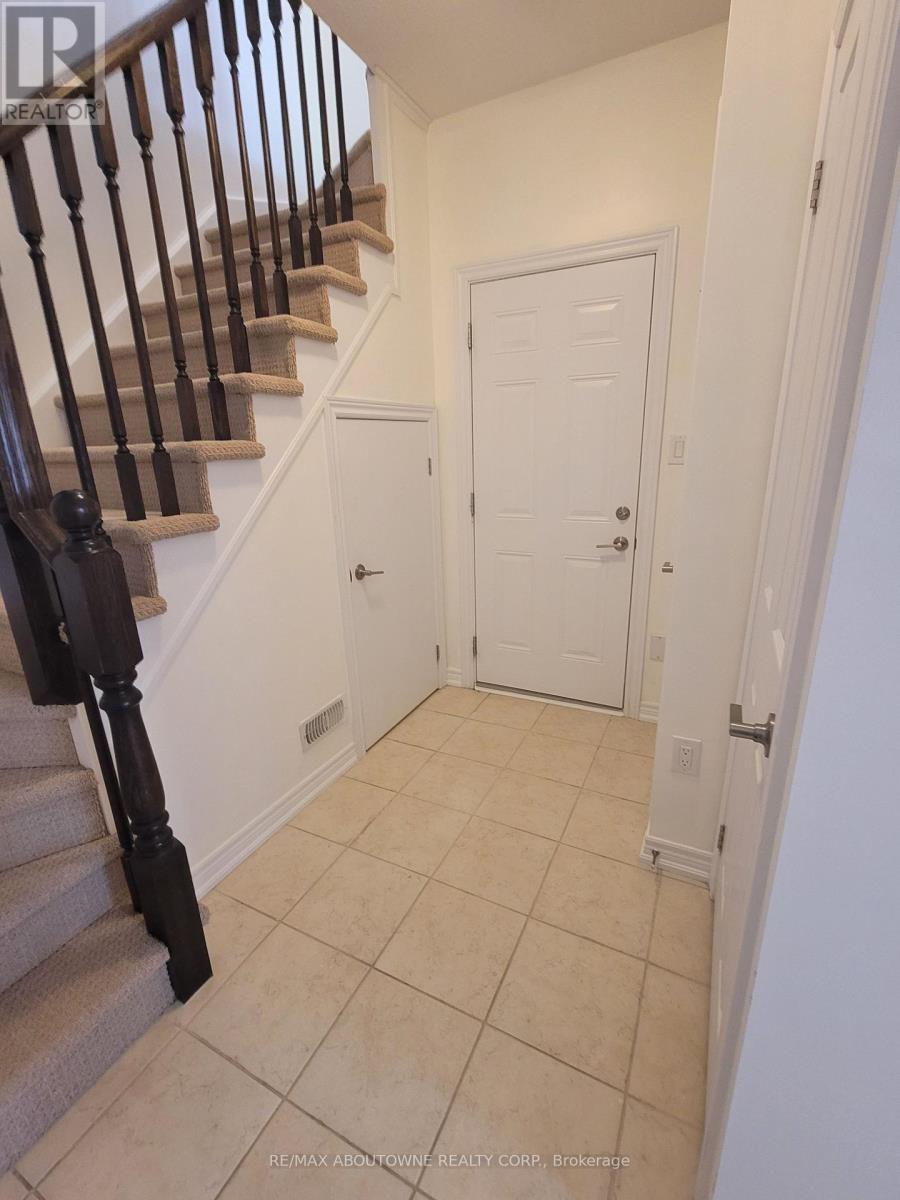 104 - 1401 Plains Road E, Burlington, Ontario  L7R 0C2 - Photo 5 - W13549554