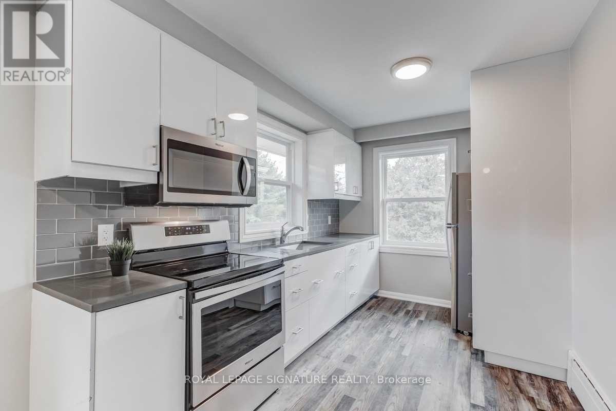 3 - 31 Elma Street, Toronto, Ontario M8V 1X9 - Photo 2 - W13556352