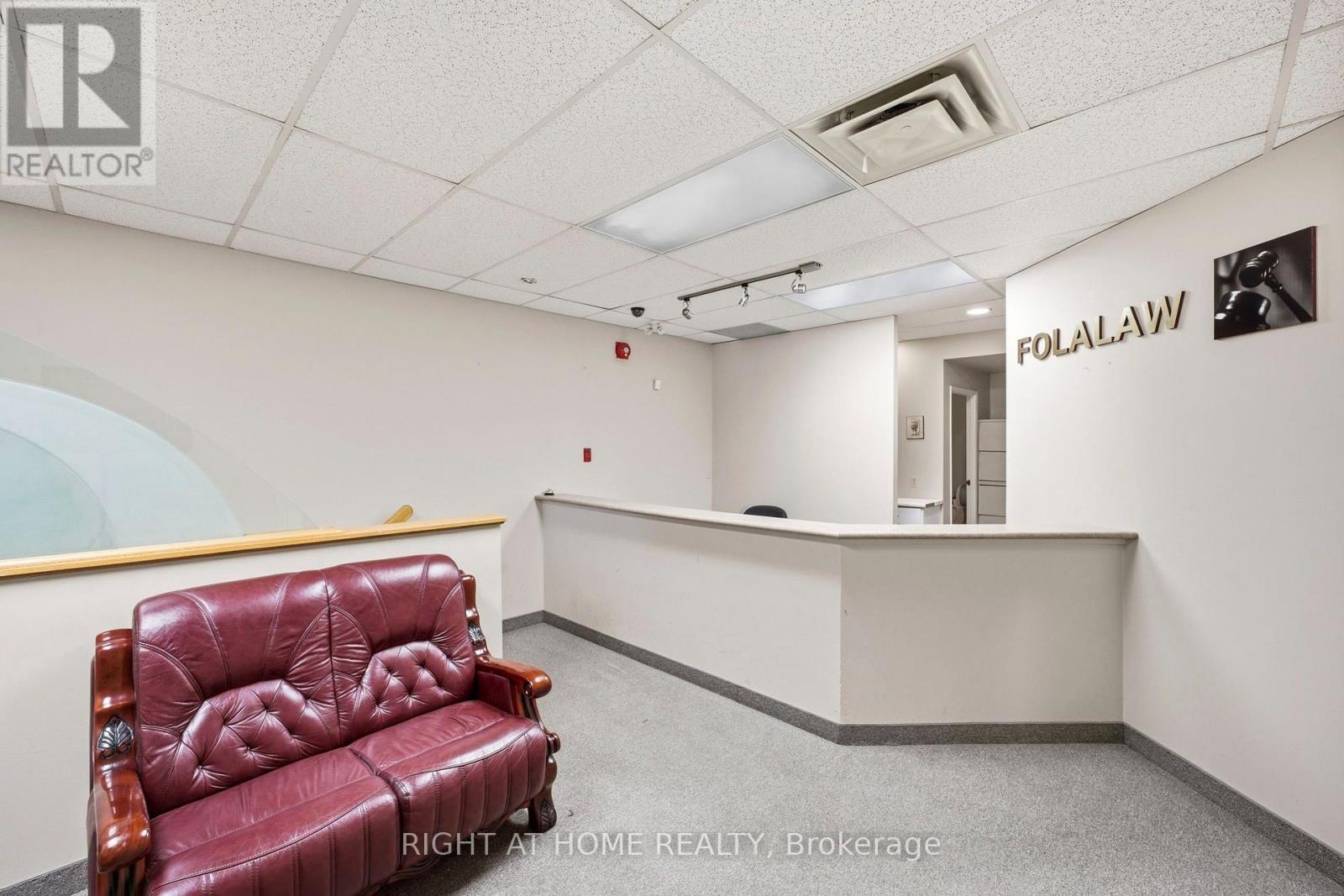 205 - 2601 Matheson Boulevard E, Mississauga, Ontario L4W 5A8 - Photo 4 - W13556374