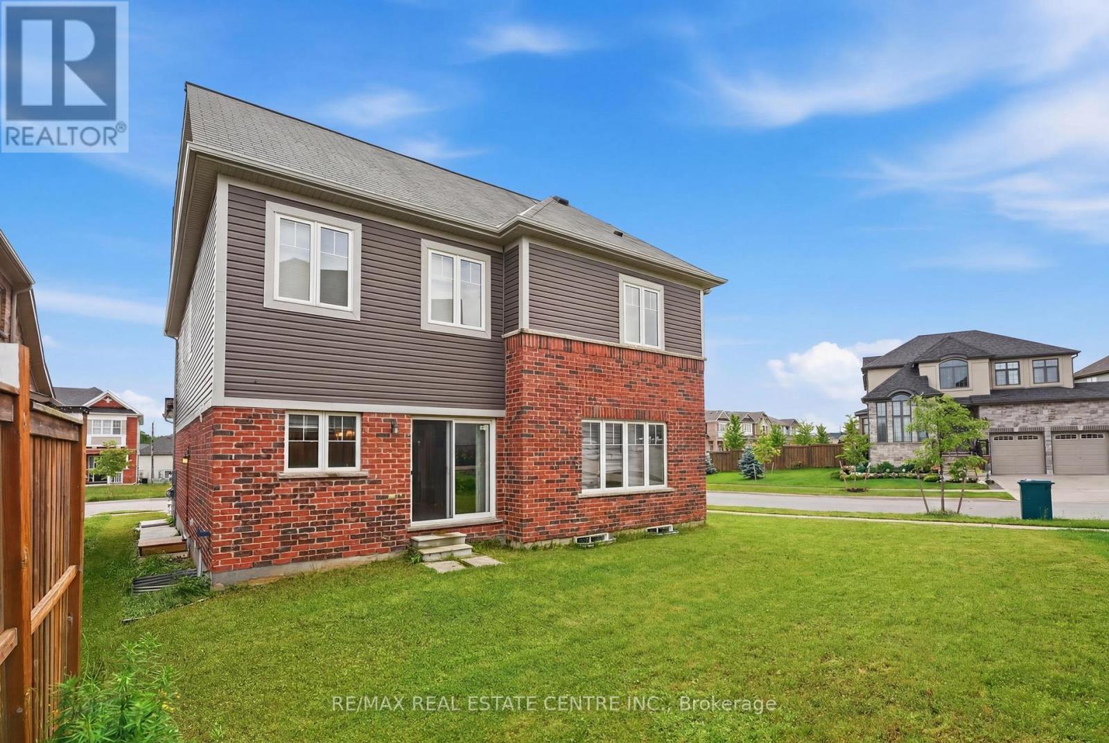 135 Watermill Street, Kitchener, Ontario  N2P 0G4 - Photo 47 - X13556478