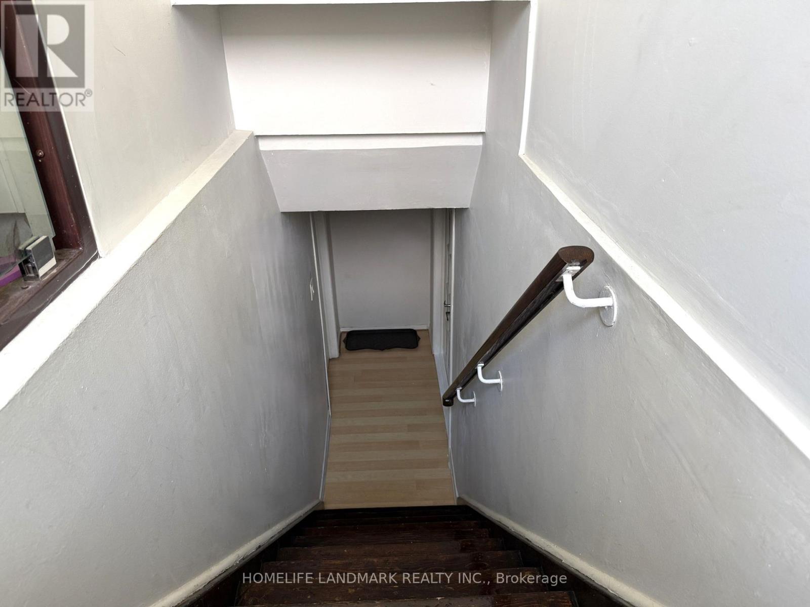 Lower - 10 Keon Place, Toronto, Ontario  M1B 3C9 - Photo 3 - E13511494