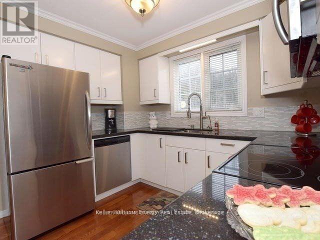 111 Limerick Street, Oshawa, Ontario  L1J 7A8 - Photo 13 - E13555078
