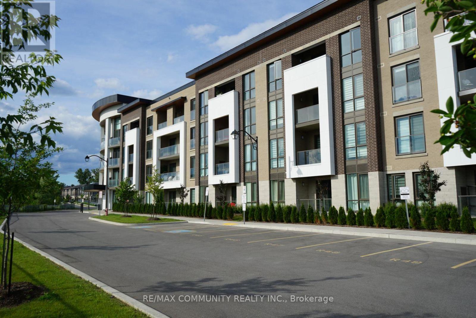 117 - 385 ARCTIC RED DRIVE, Oshawa (Windfields)
