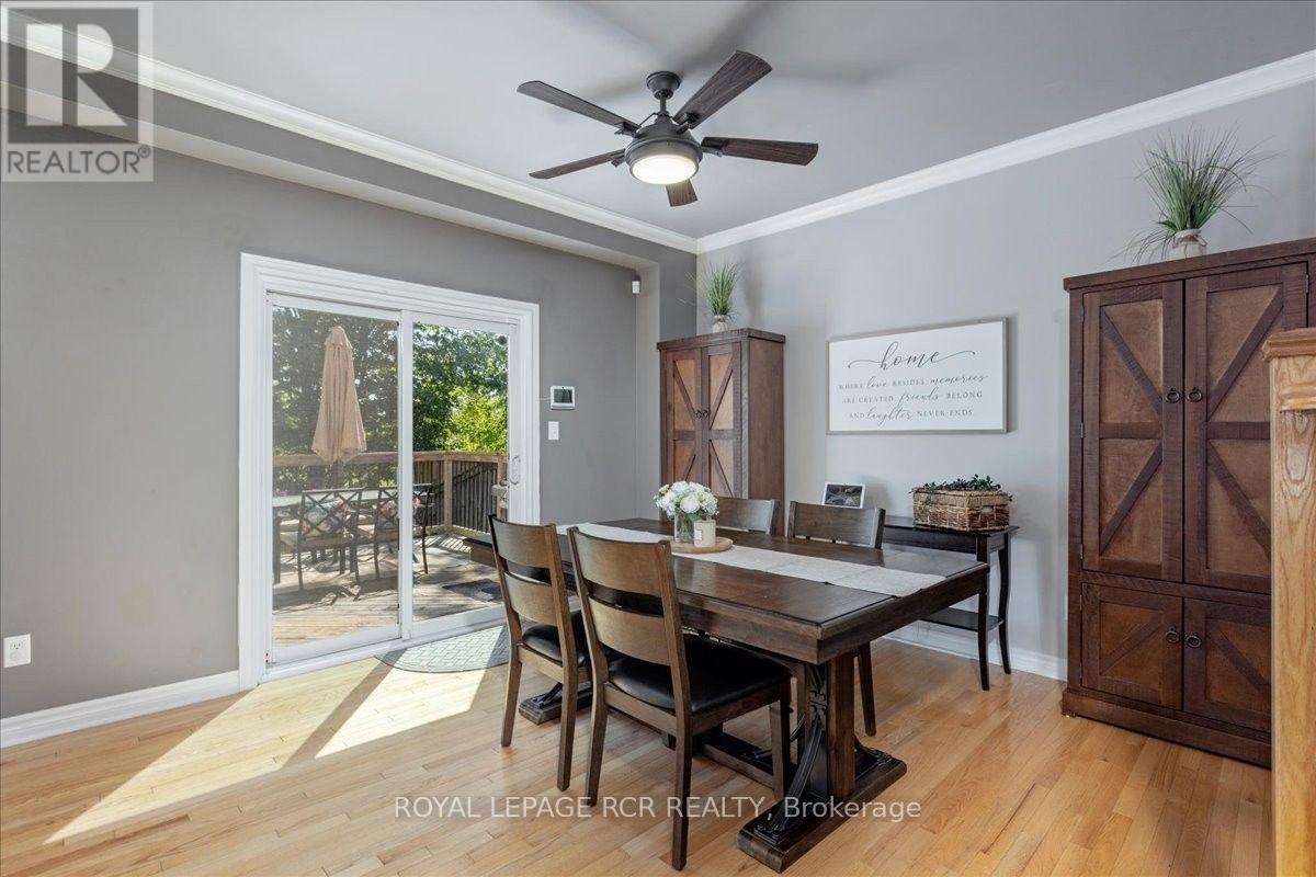 80 Versailles Crescent, Barrie (Innis-Shore), Ontario  L4M 0B7 - Photo 12 - S13556168