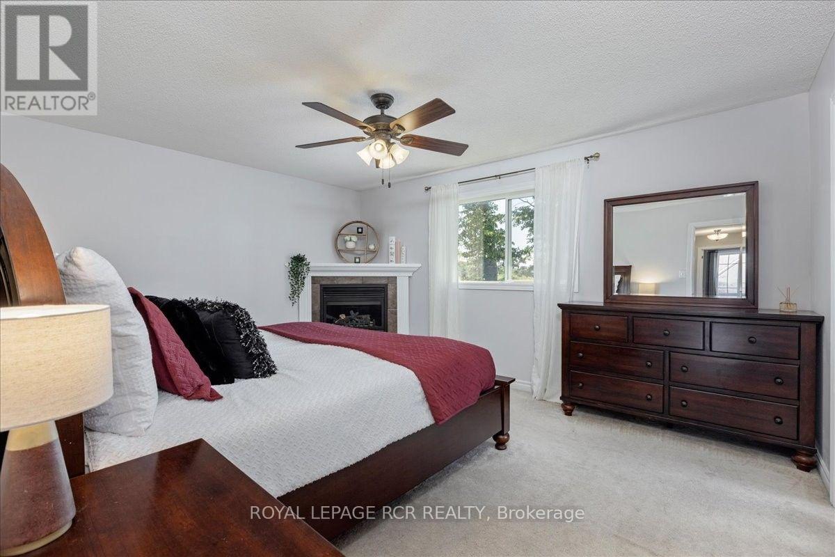 80 Versailles Crescent, Barrie (Innis-Shore), Ontario  L4M 0B7 - Photo 20 - S13556168