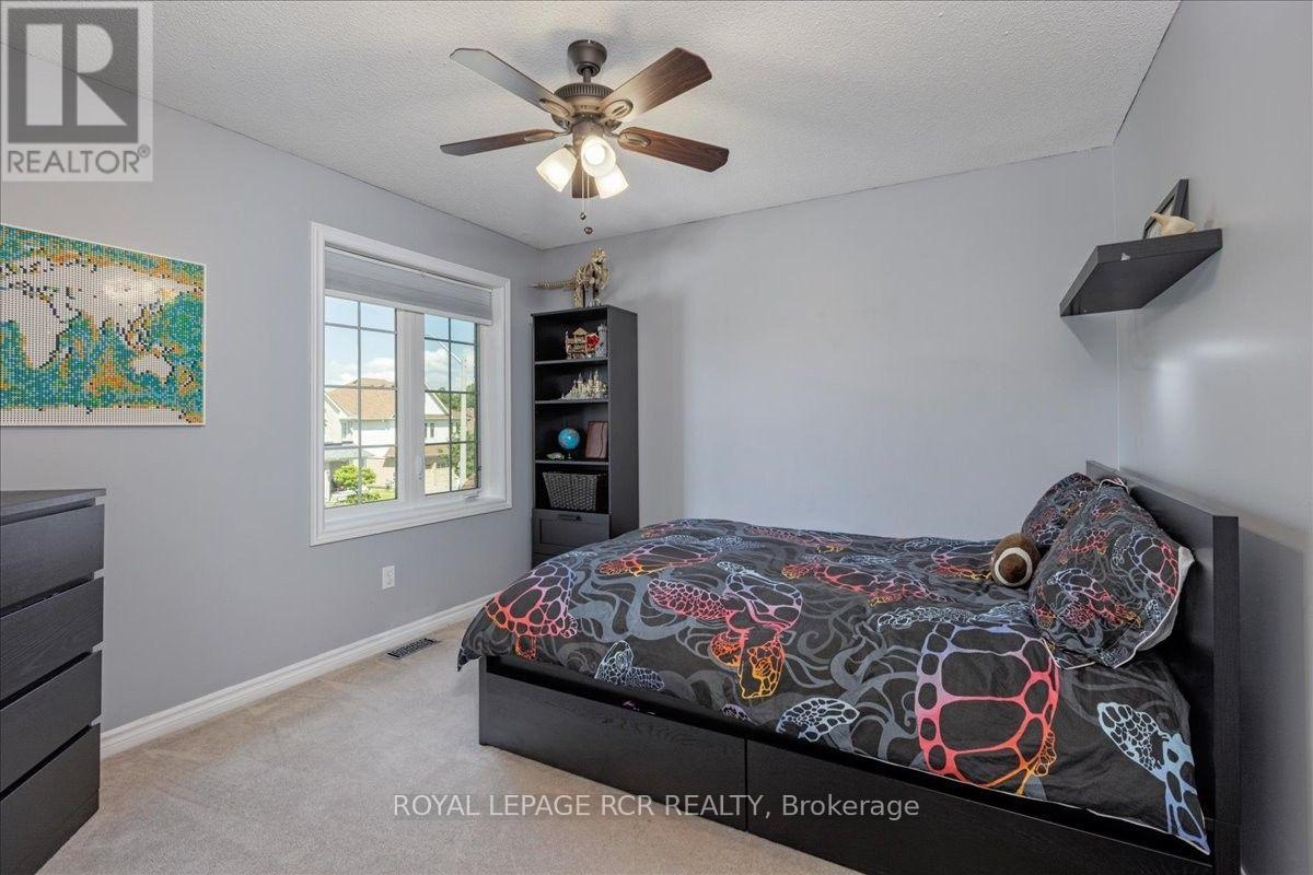 80 Versailles Crescent, Barrie (Innis-Shore), Ontario  L4M 0B7 - Photo 26 - S13556168