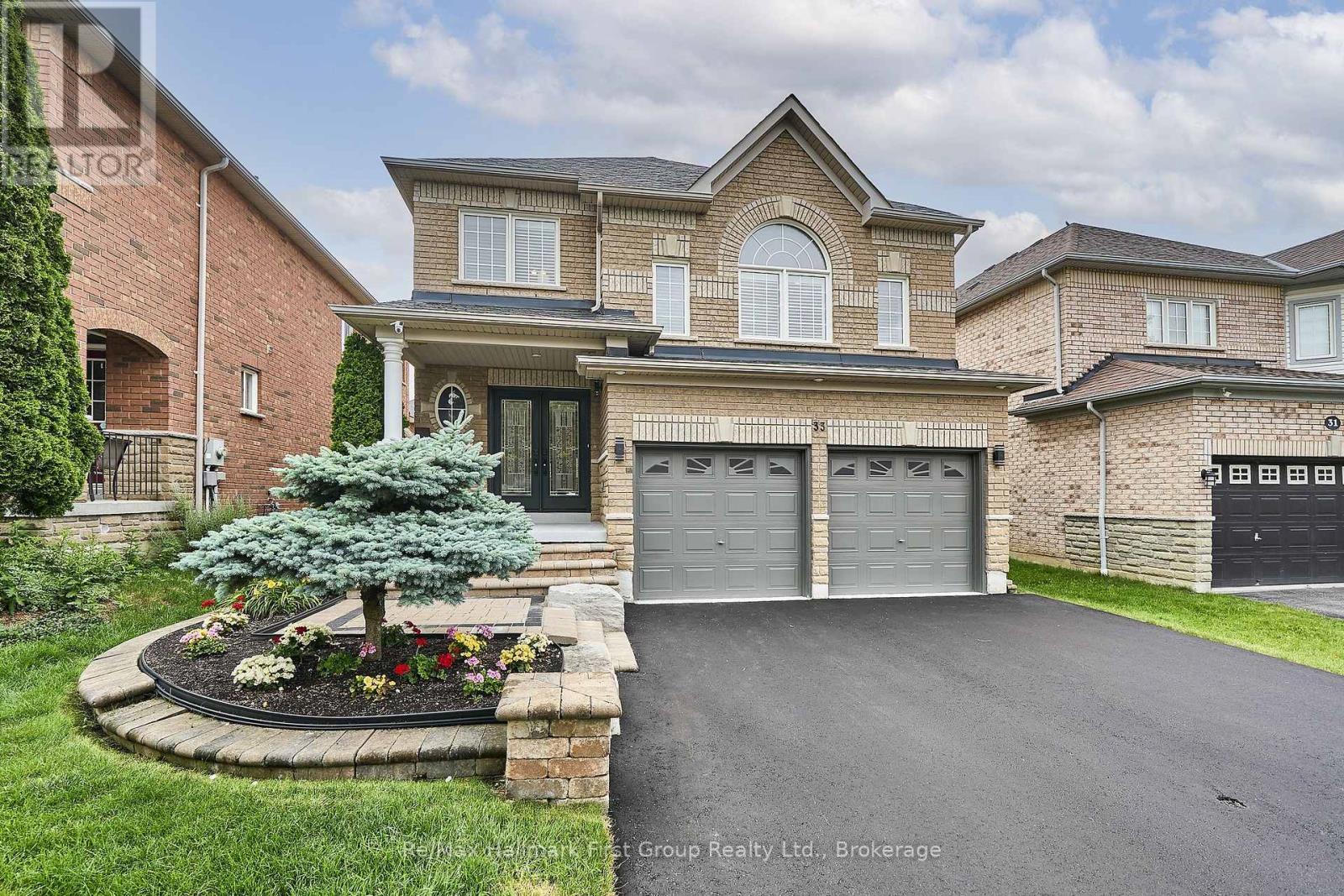 33 CARLINDS DRIVE, Whitby, Ontario