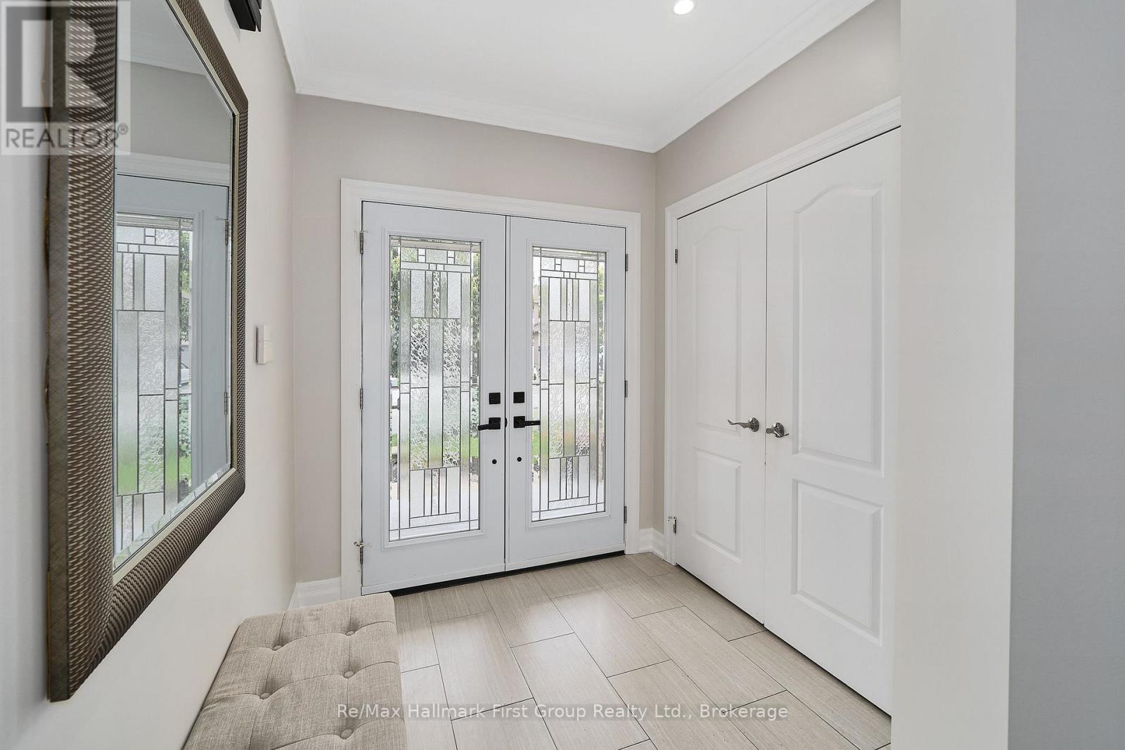 33 Carlinds Drive, Whitby, Ontario L1R 3B9 - Photo 5 - E13556784