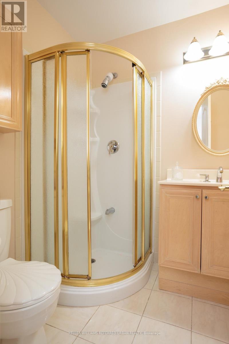 345 Moore Avenue, Toronto, Ontario  M4G 1E2 - Photo 16 - C13556680