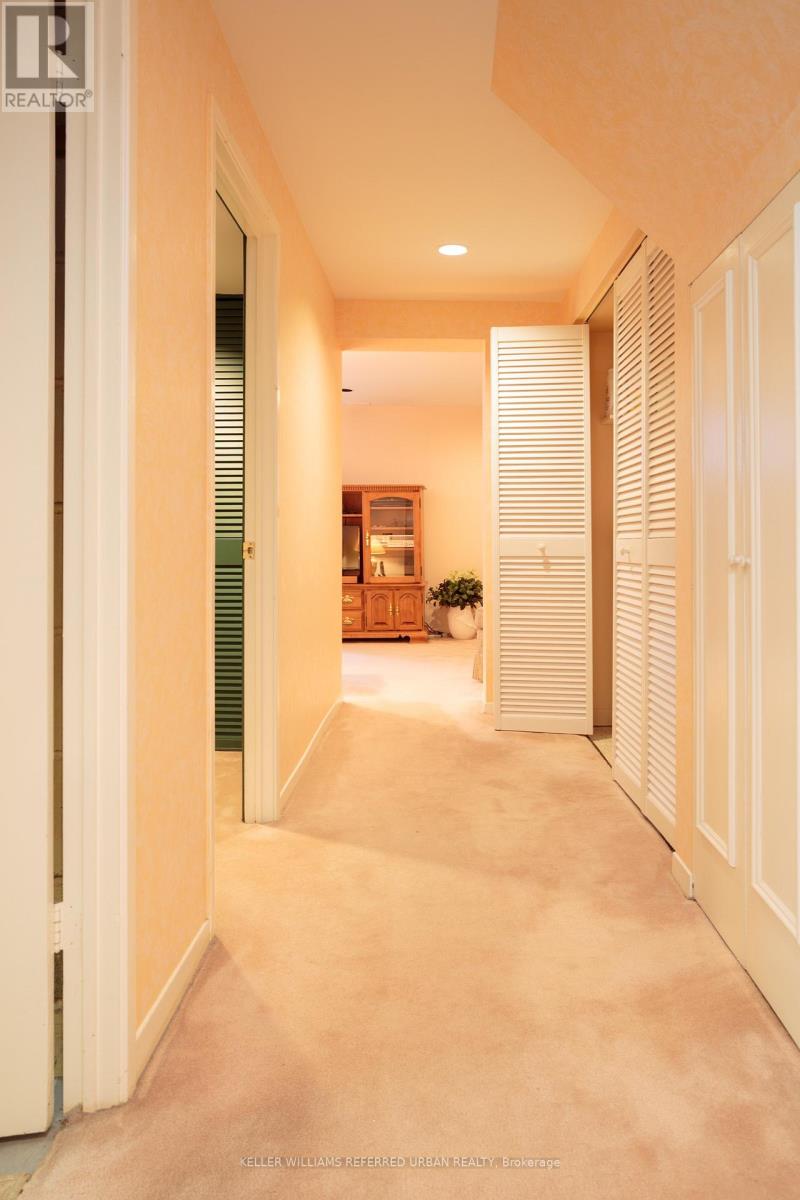 345 Moore Avenue, Toronto, Ontario  M4G 1E2 - Photo 25 - C13556680