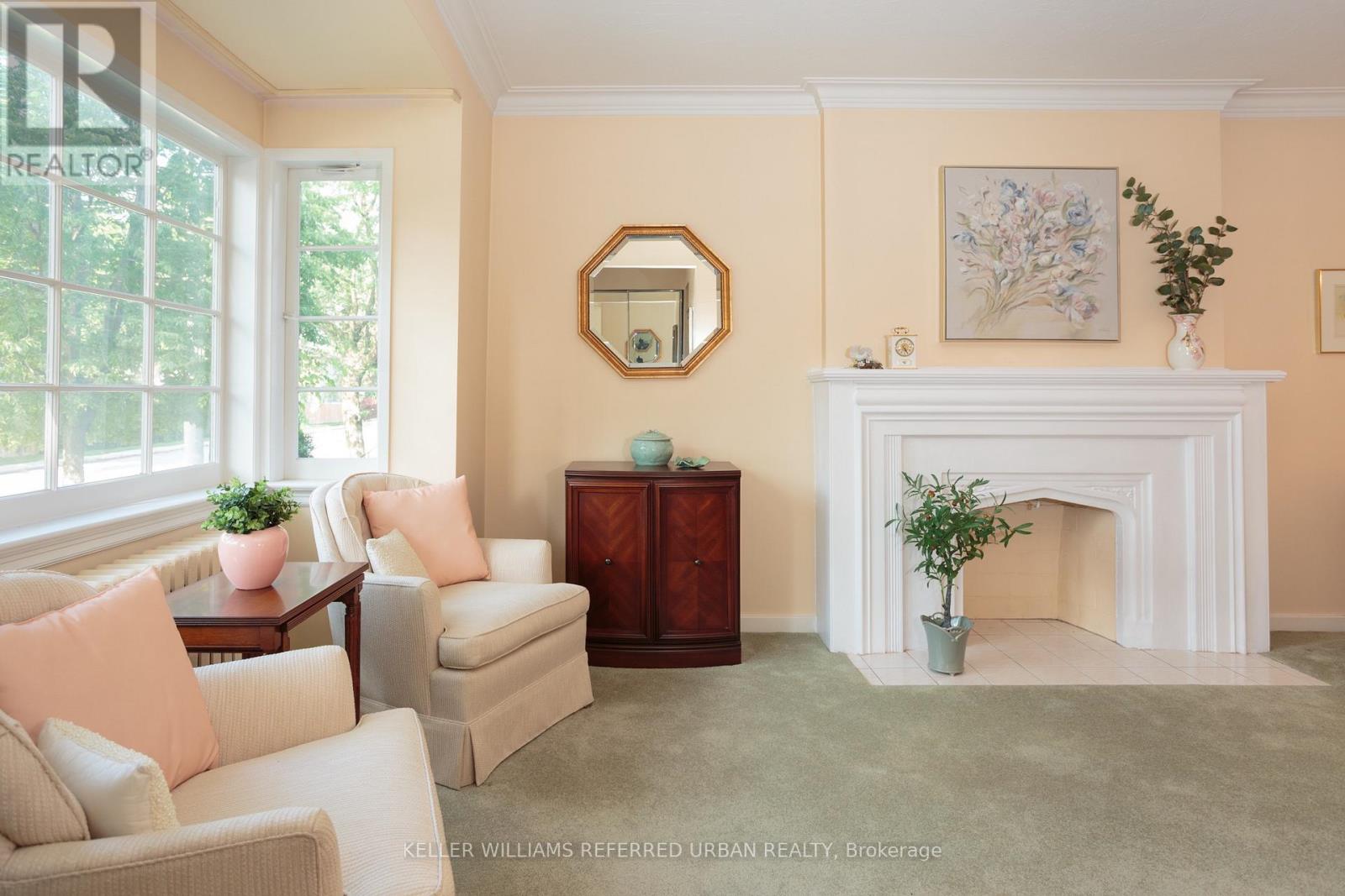 345 Moore Avenue, Toronto, Ontario  M4G 1E2 - Photo 3 - C13556680