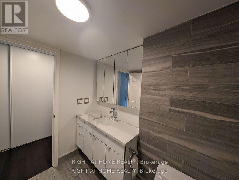 807 - 280 Simcoe Street, Toronto, Ontario  M5T 2Y5 - Photo 14 - C13556808