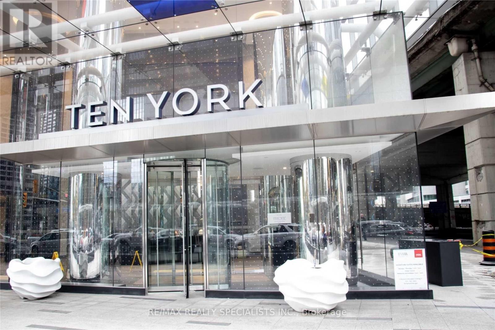 6001 - 10 York Street, Toronto, Ontario M5J 0E1 - Photo 3 - C13556878