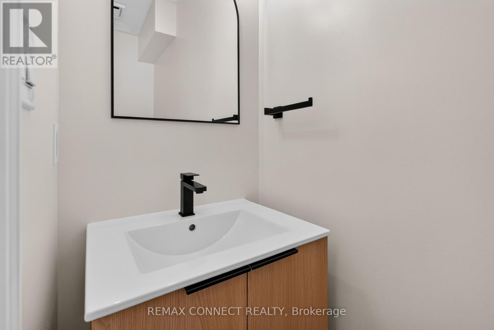 829 Cavan Court, Oshawa, Ontario L1J 7B8 - Photo 13 - E13556742