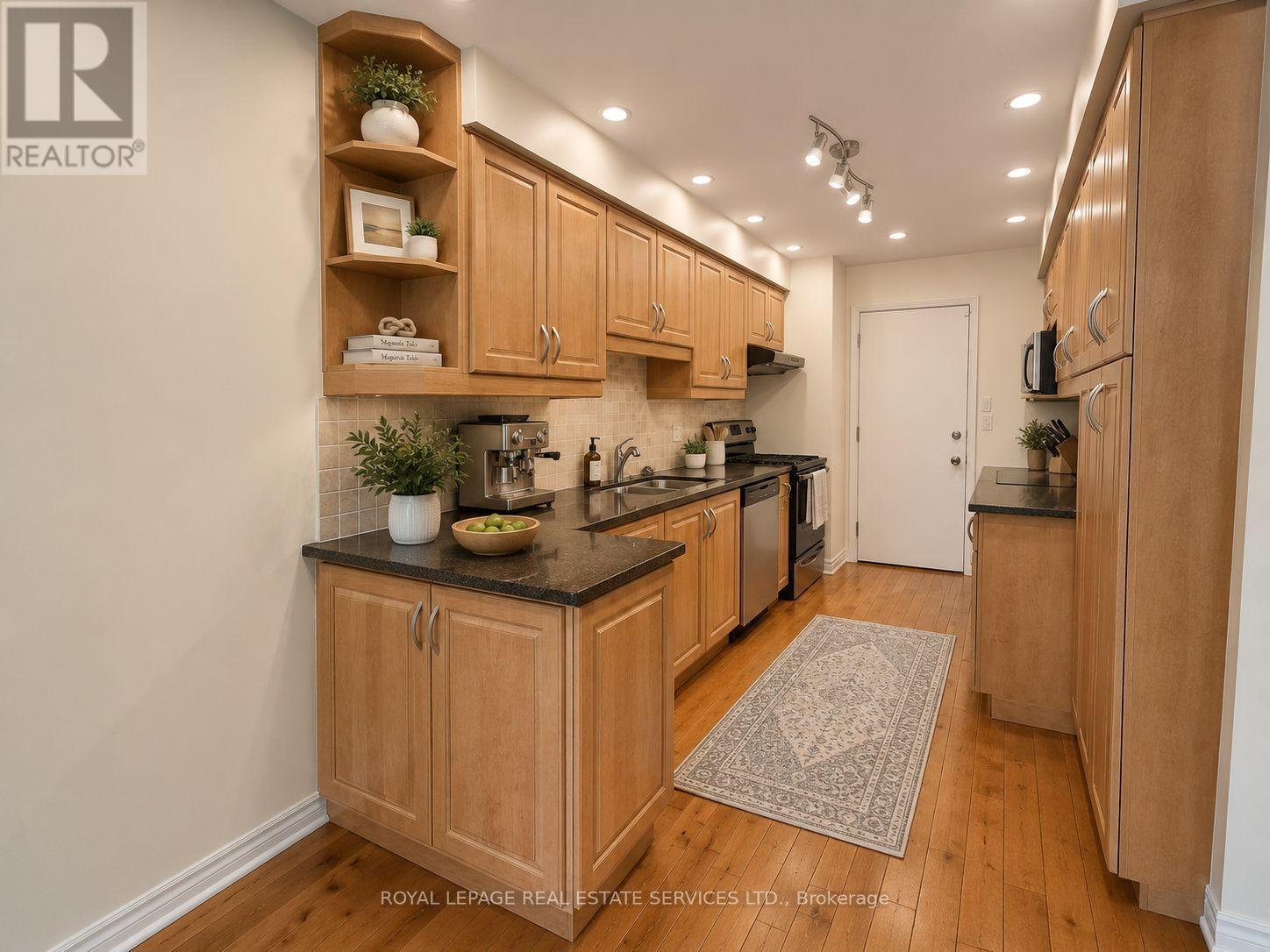86 Green Bush Crescent, Vaughan, Ontario  L4J 5M4 - Photo 4 - N13556772